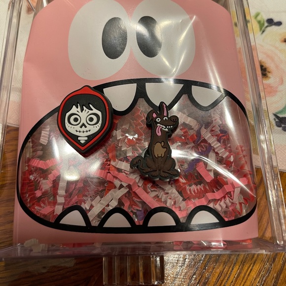 Coco Croc Jibbitz - Picture 1 of 1